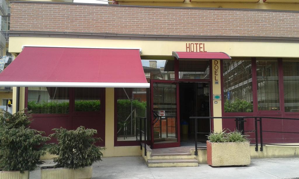 Hotel Nuova Doel Sottomarina Exterior photo