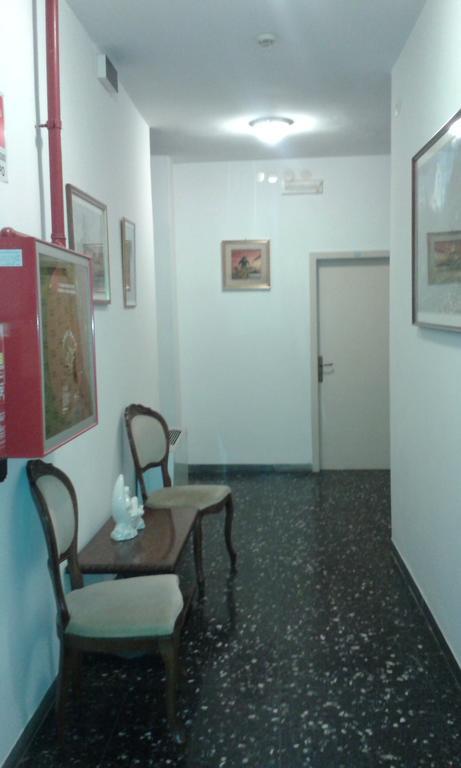 Hotel Nuova Doel Sottomarina Exterior photo