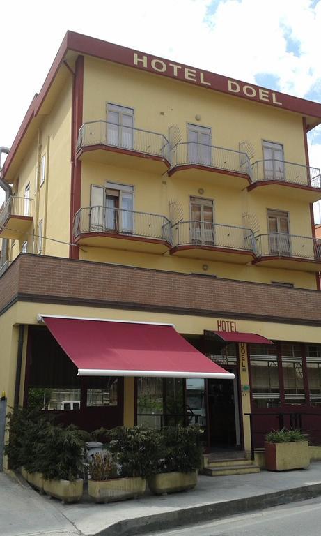 Hotel Nuova Doel Sottomarina Exterior photo
