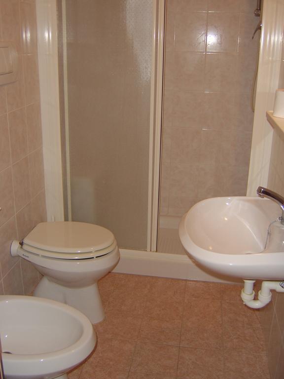 Hotel Nuova Doel Sottomarina Room photo